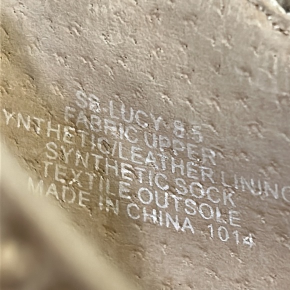 Betsey Jonhson Lucy, Jeweled, Cutout Women's Flats, size 8.5 - Picture 13 of 16